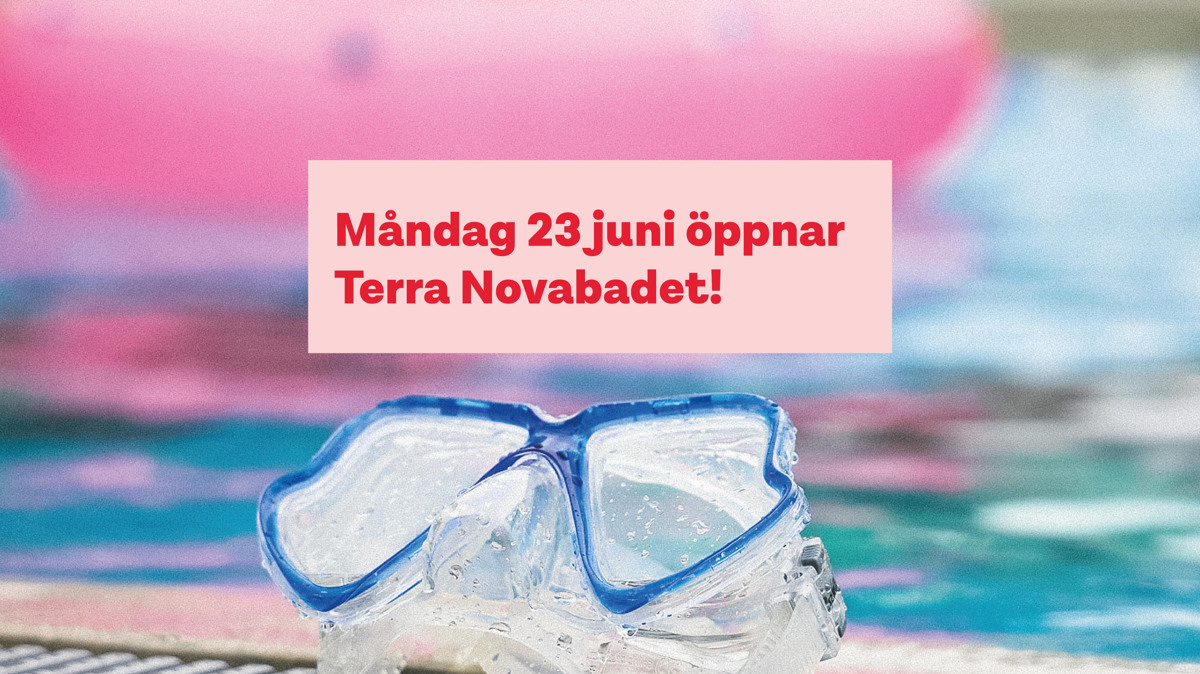 Ett par simglasögon som vid en poolkant med tryckt text på. 