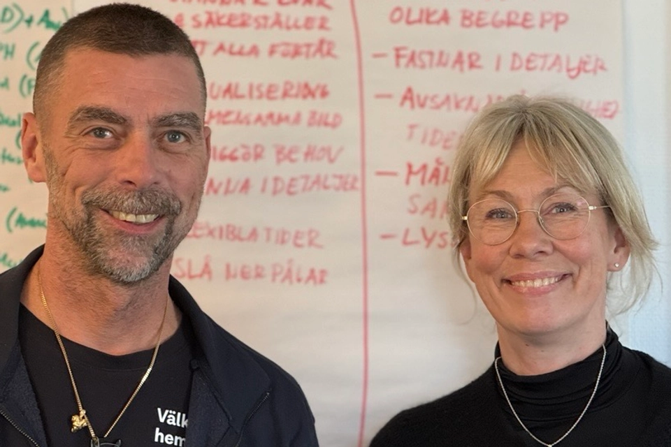 Tomas Löfgren och Anna Hegardt är glada att vi projektet där vi ska bygga 300 nya bostäder snart startar.